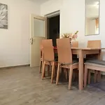 Marta * Podstrana