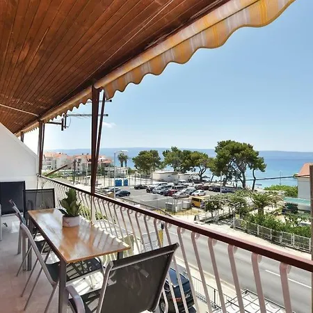Marta Apartment *